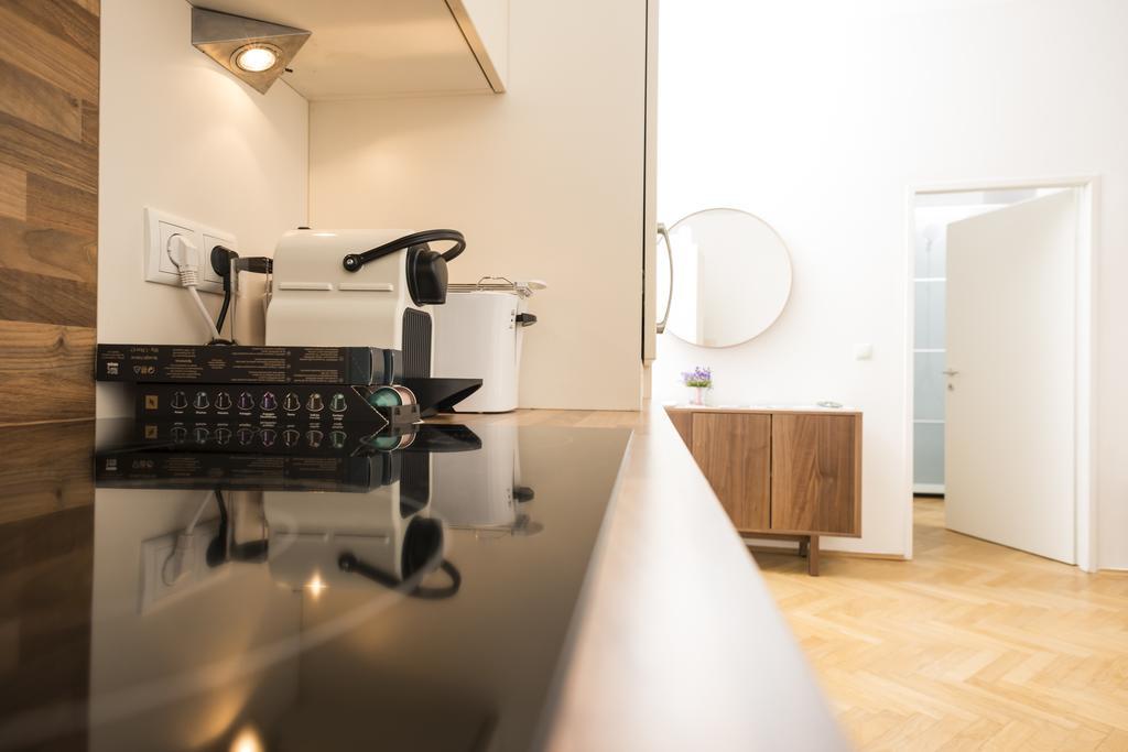 Chillout Lounge Satzberg Apartment เวียนนา ภายนอก รูปภาพ
