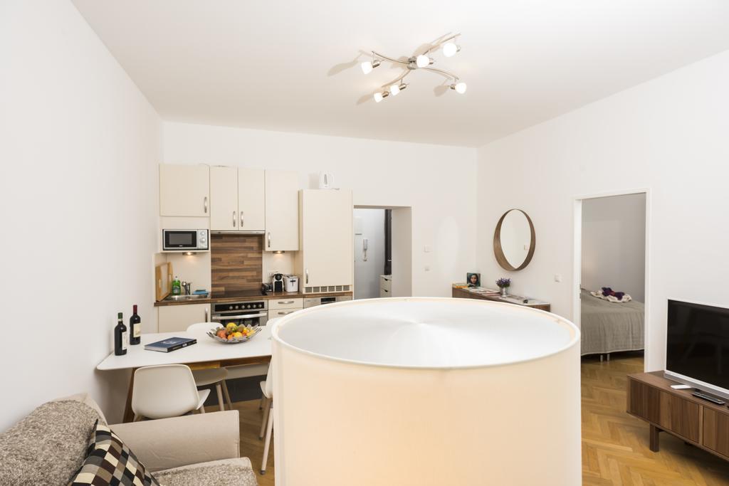 Chillout Lounge Satzberg Apartment เวียนนา ภายนอก รูปภาพ